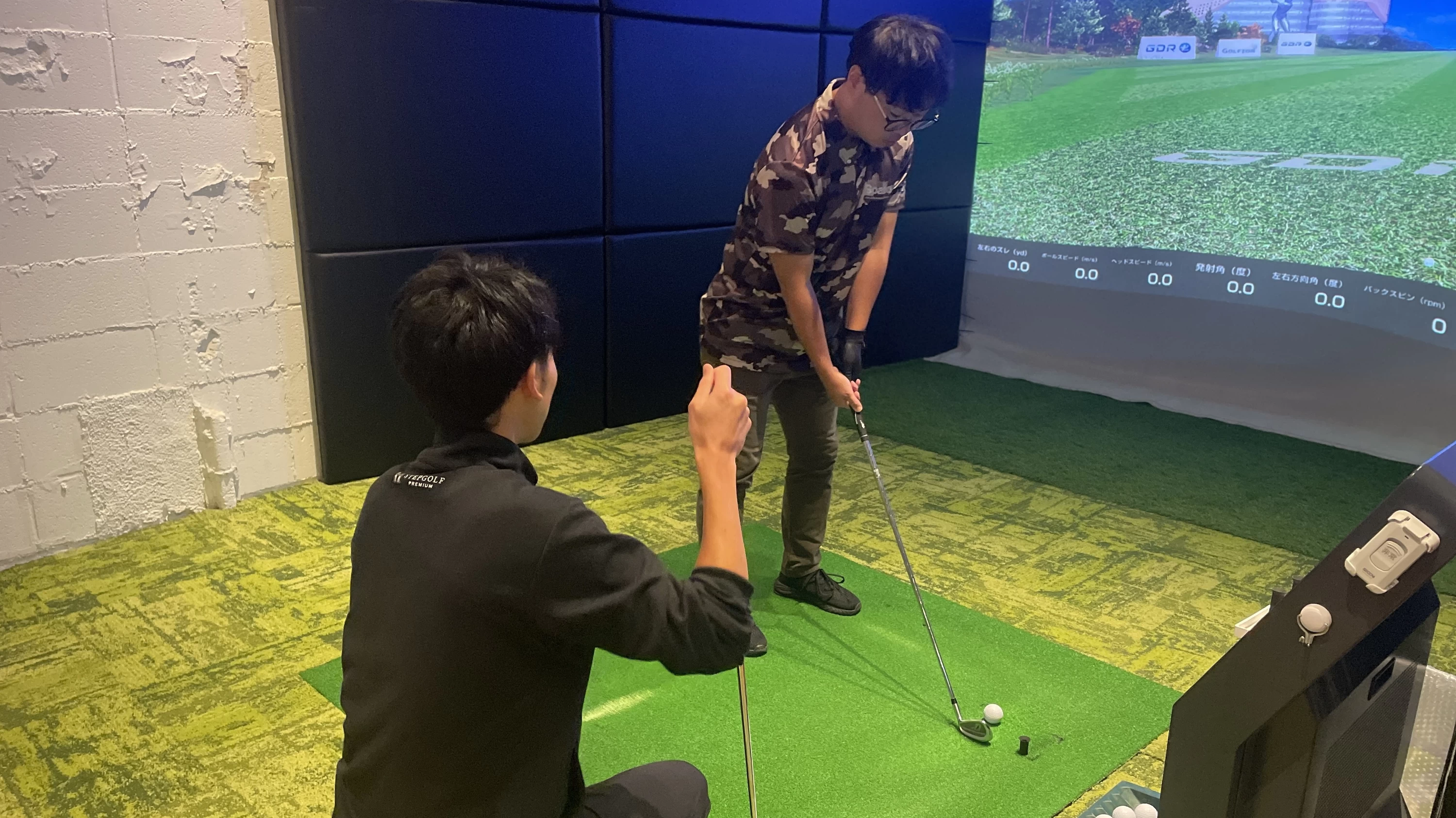 【STEPGOLF体験】シミュレーションゴルフで個人レッスン！初心者から上級者もコース前に手軽に練習を！