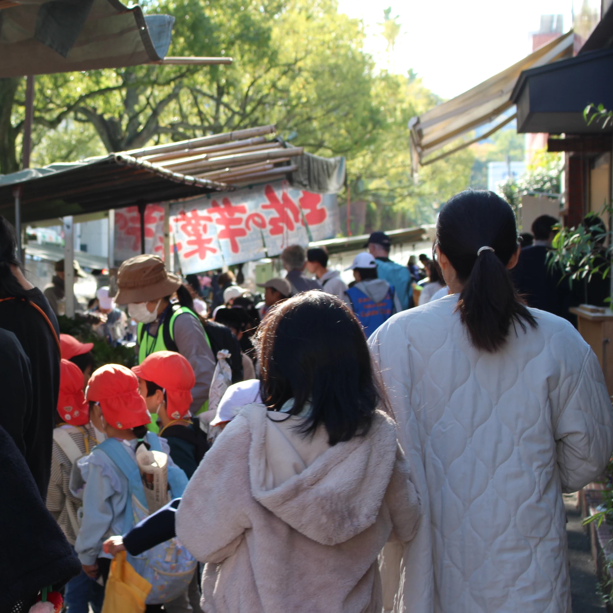 【高知観光体験レポ】木曜市の歴史探訪。300年続く街路市でハチキンの心意気に触れる