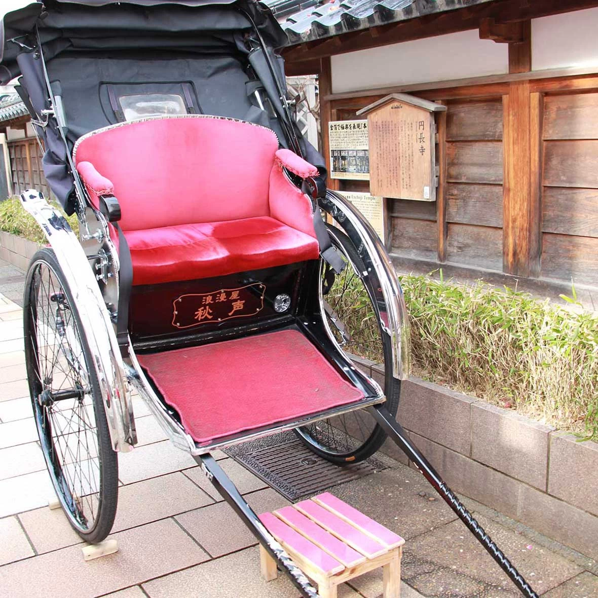 古都・金沢を人力車で巡る、“急がず味わう”という贅沢体験