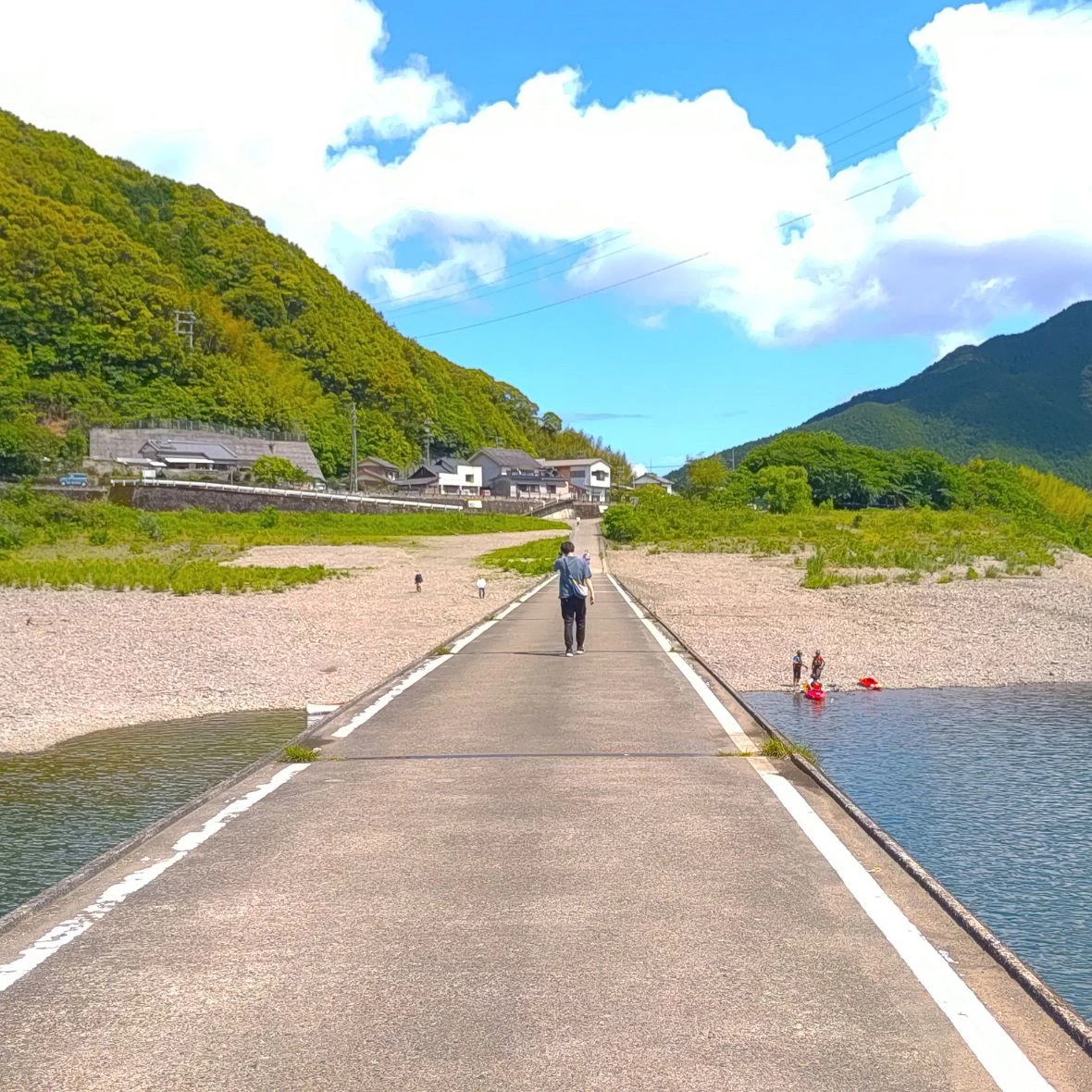 絶景に感動！ 四万十川のほとりで地元の味を堪能するホテルステイ