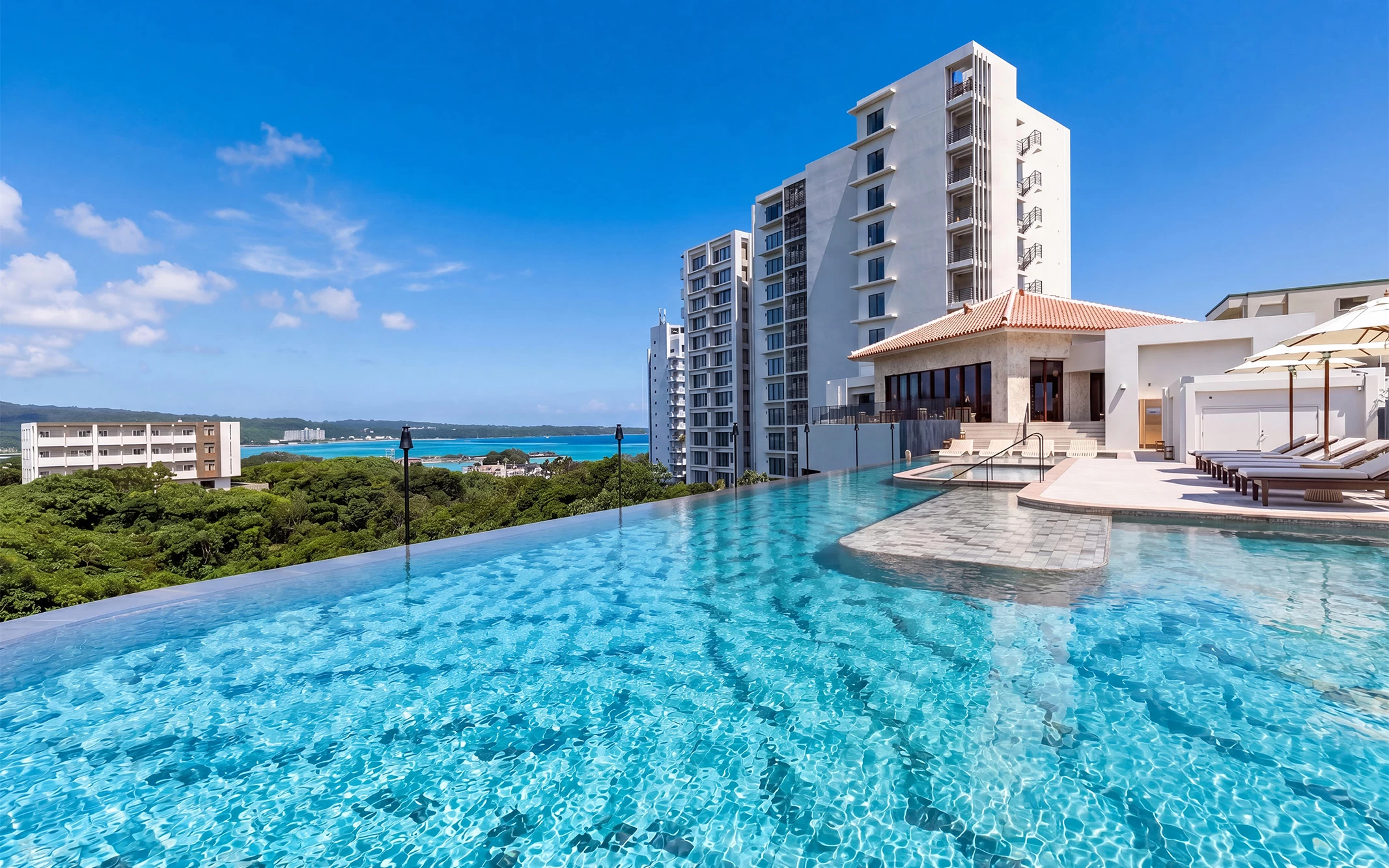 【沖縄・恩納村】BLISSTIA SUITES & RESORT 沖縄恩納村で過ごす上質な時間|体験宿泊レポート