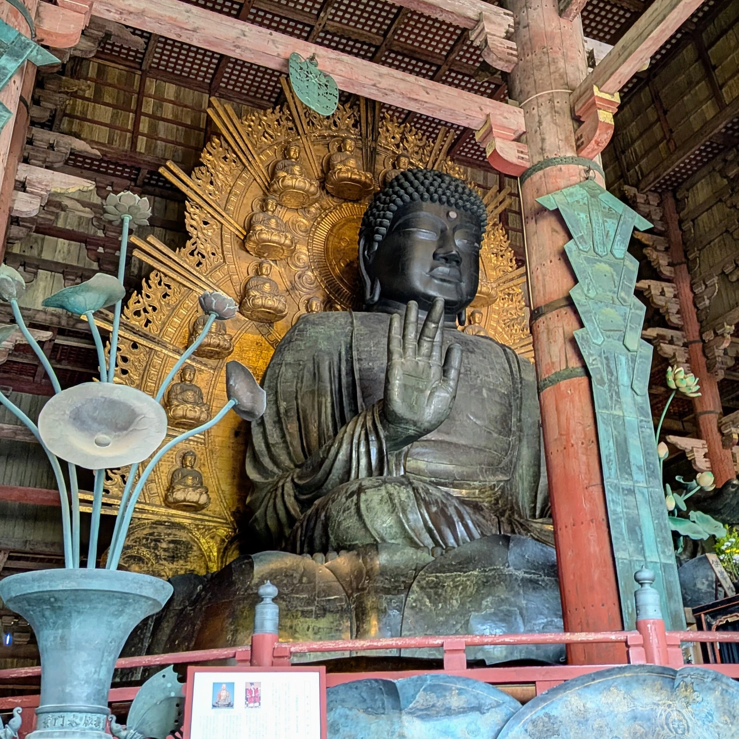 修学旅行の記憶を重ねて。大人になった今こそ知る、奈良・東大寺の奥深さ