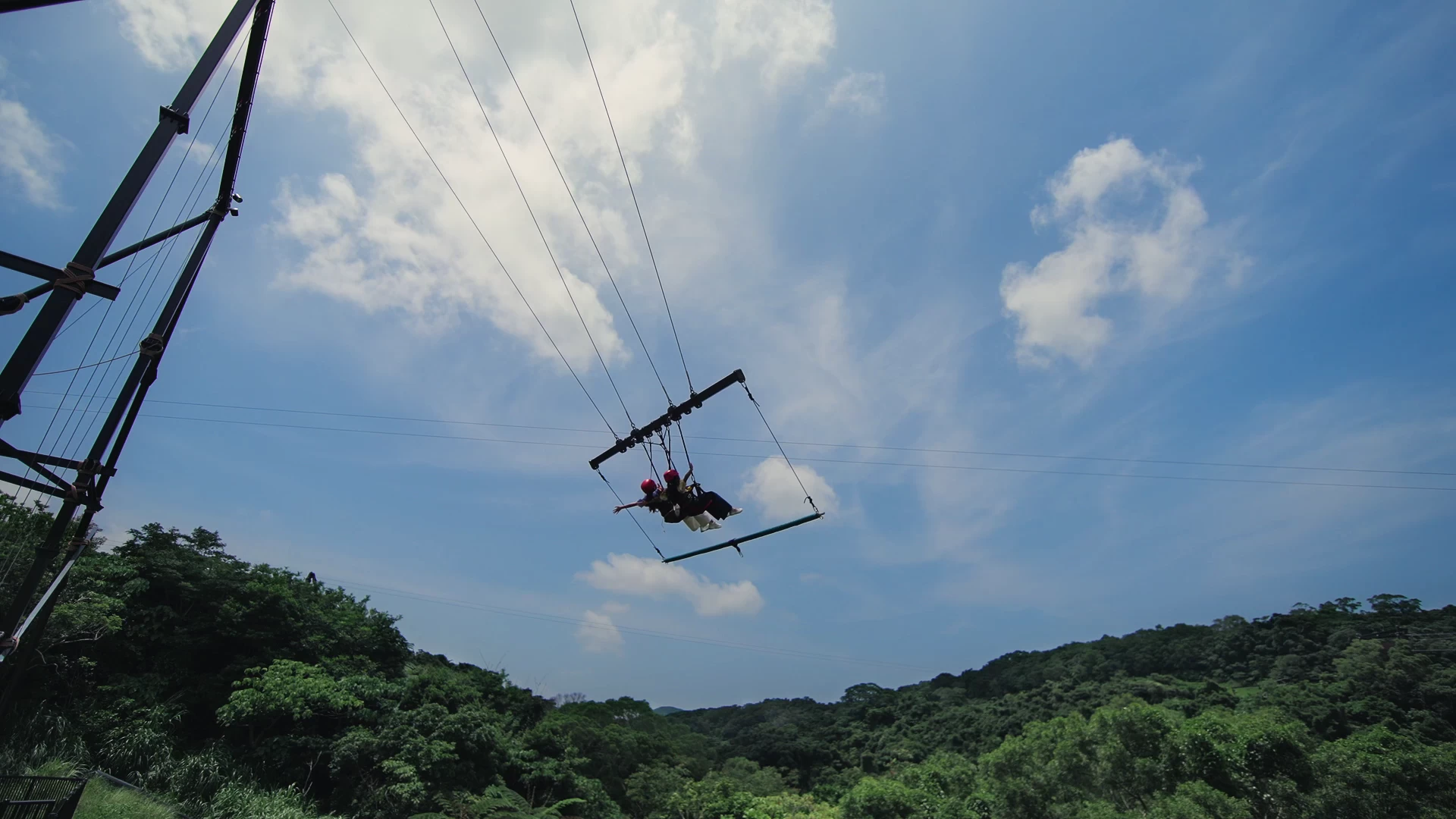 TITAN’S SWING（タイタンズ スウィング）