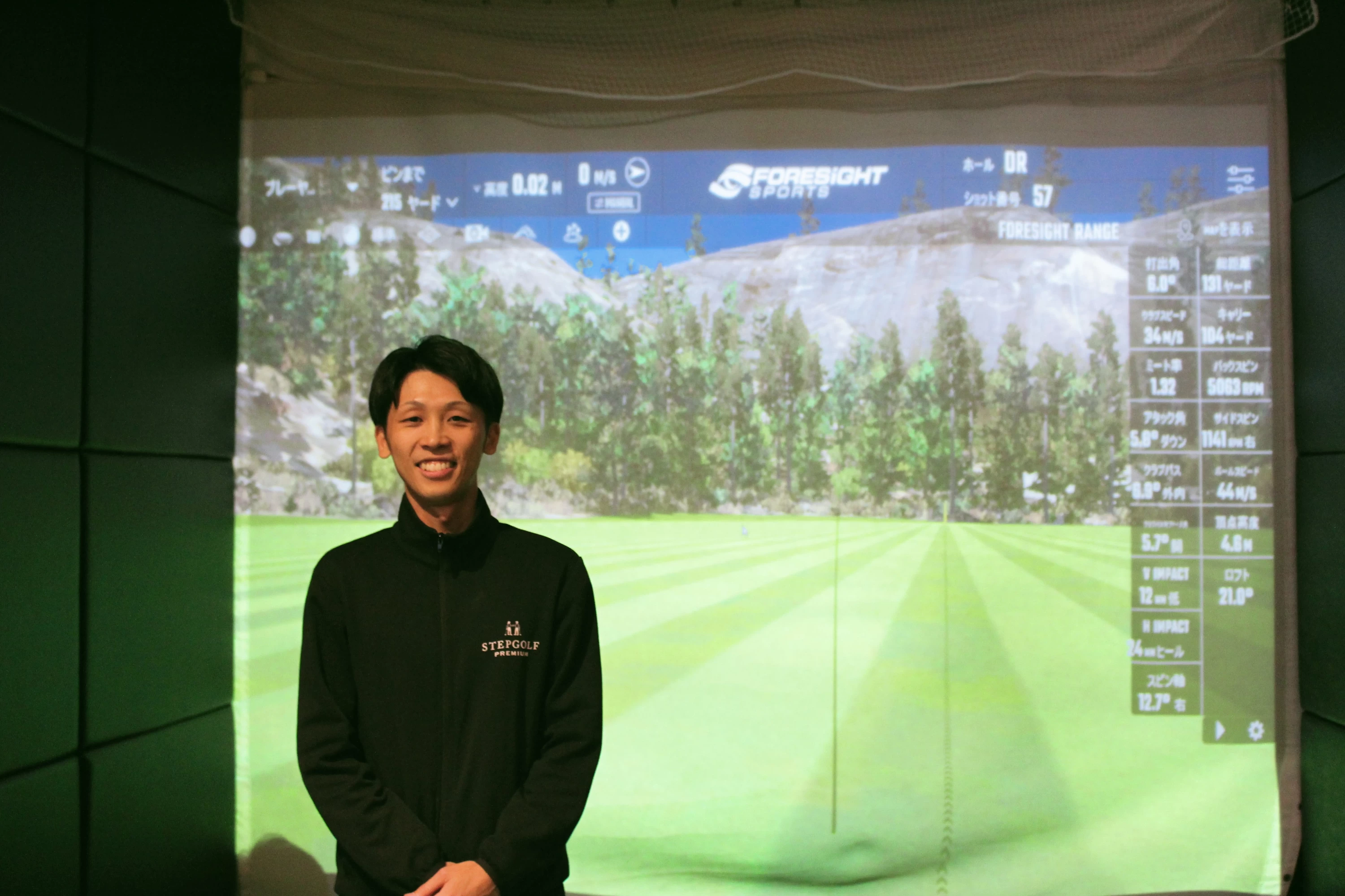 STEPGOLF体験】シミュレーションゴルフで個人レッスン！初心者から上級