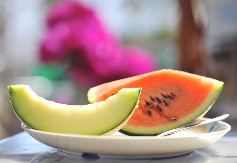 一年中、甘いスイカやメロンが楽しめます