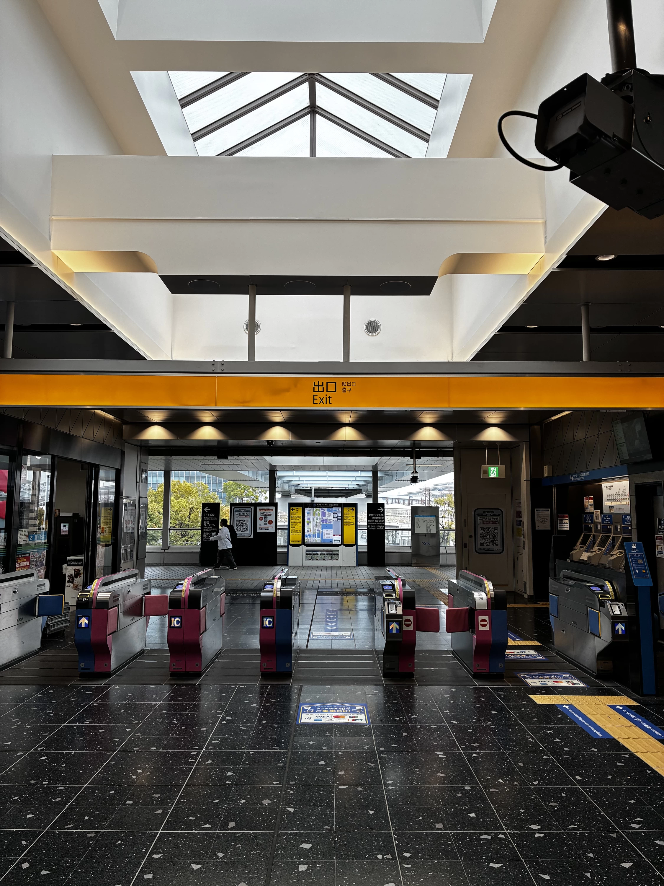 東京ビッグサイト駅改札