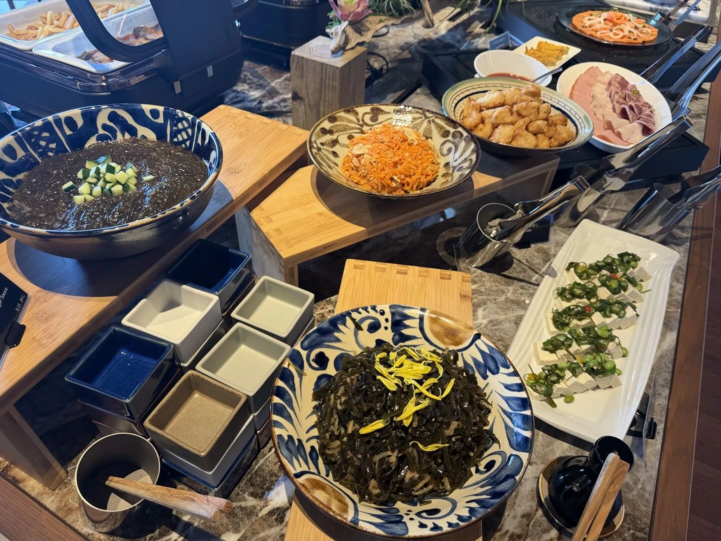 沖縄の食材や郷土料理