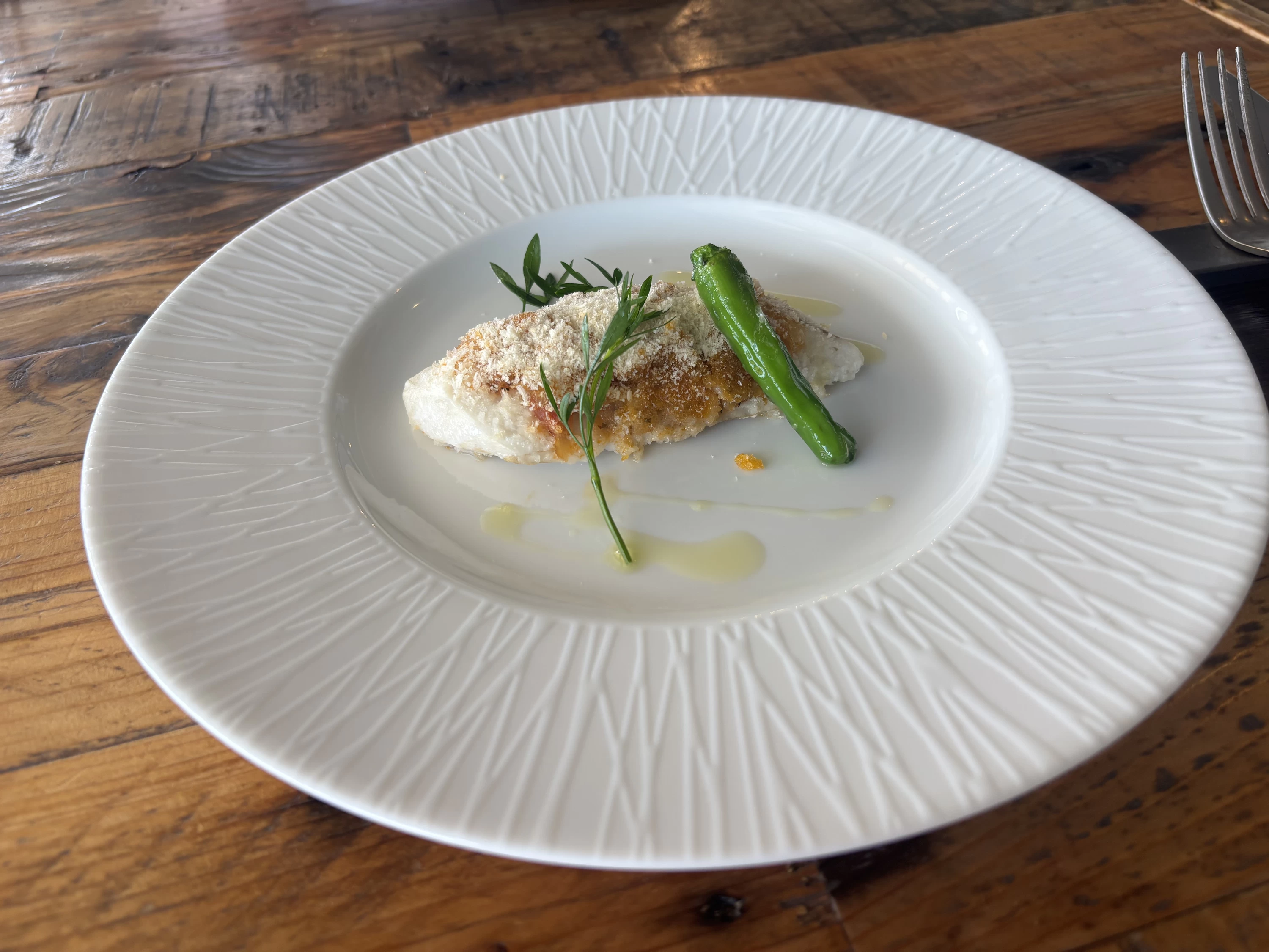 アズリッシモ・魚料理｜白身魚のオレガノトマトソース