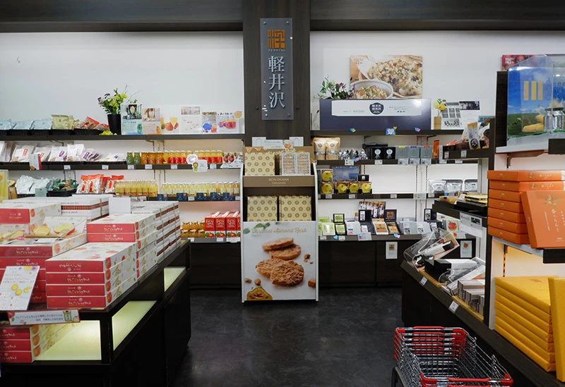 軽井沢・プリンスショッピングプラザ内の店舗