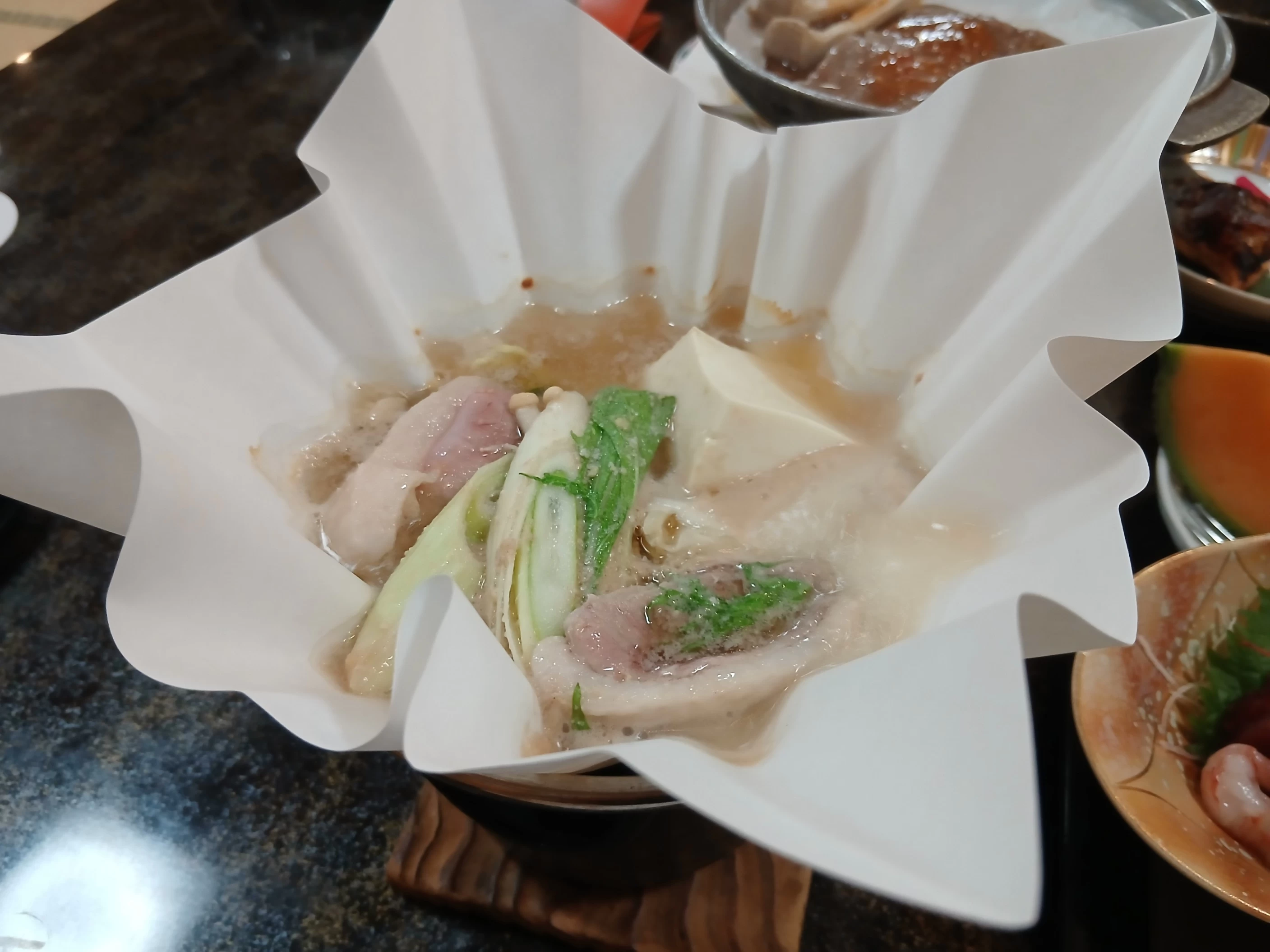 紙の鍋
