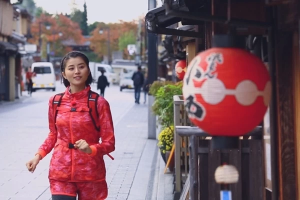 色めく景色の中を走る、京都の美しい“紅葉ラン”