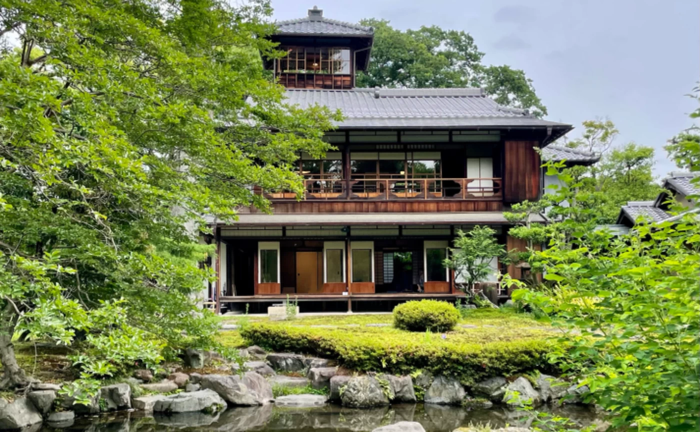 【京都】明治時代の邸宅「旧三井家下鴨別邸」で庭園を眺める贅沢ランチ