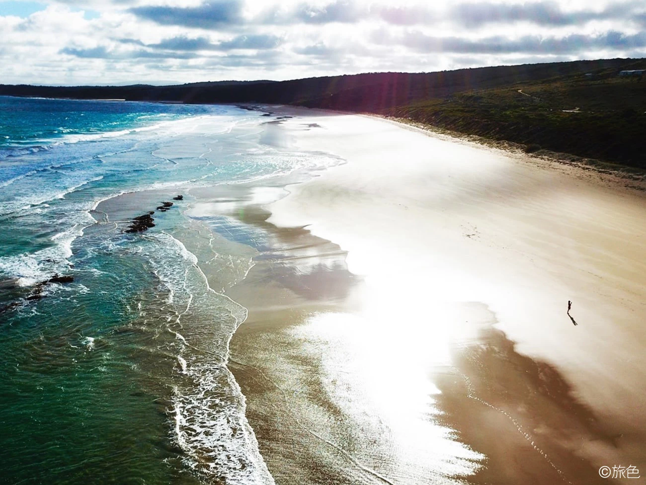 海のサイズが違う⁉️ オーストラリアの「グレートオーシャンロード」で超爽快ドライブ
