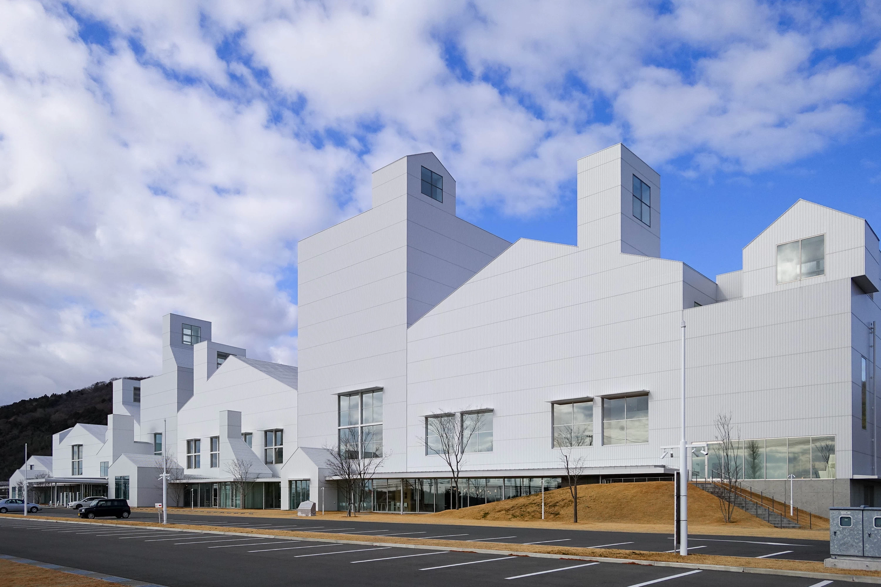 【倉方俊輔の建築旅】進化する宮城県石巻市で旬な建築家に触れる旅