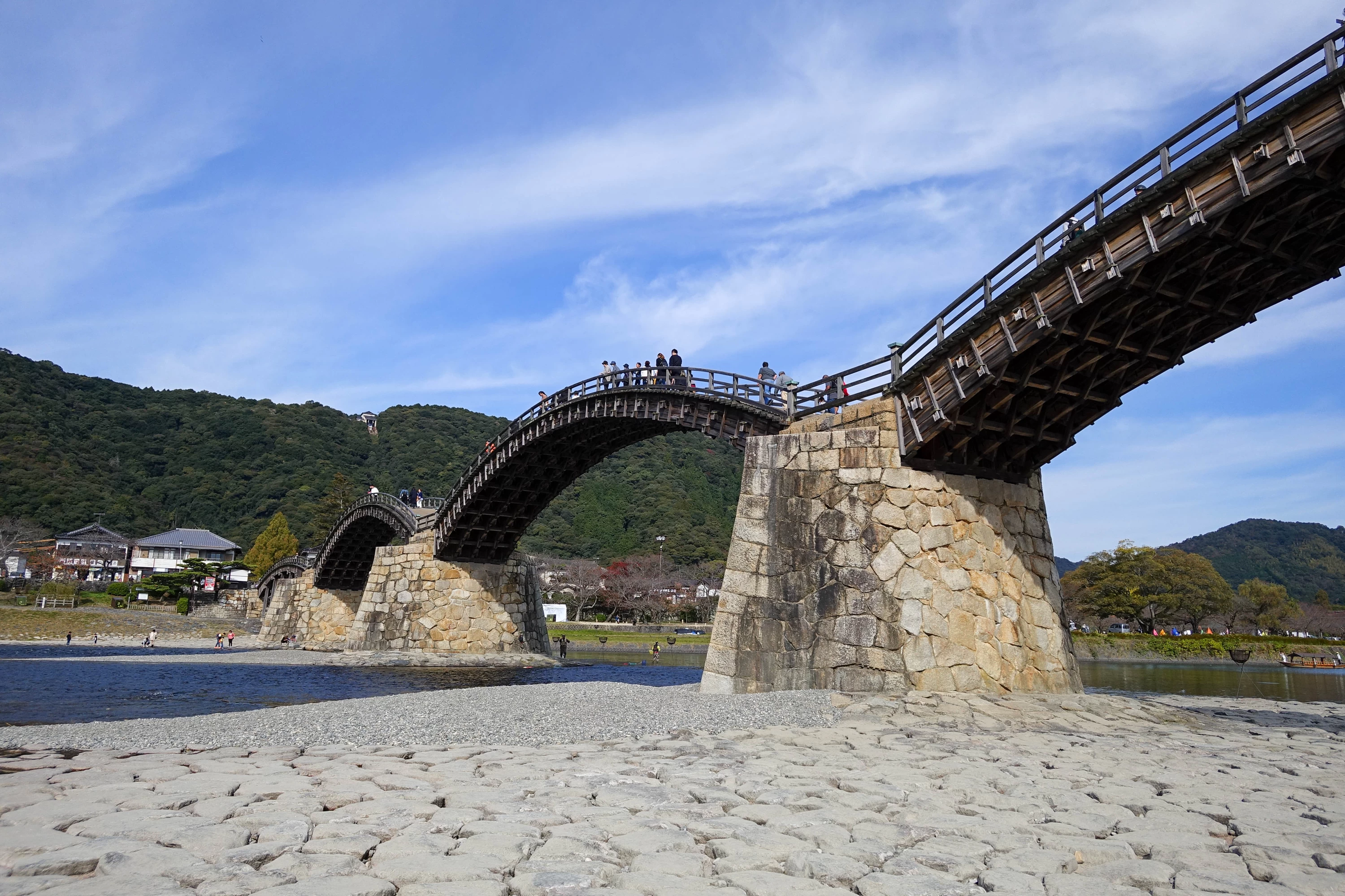 建築史家　倉方俊輔