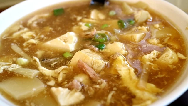 これだけは知っておこう☆中華料理のマナーその⑥　正しい食べ方～スープ・麺類編～