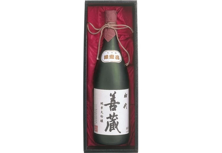 純米大吟醸酒／300年の歴史を感じる「初代善蔵」（佐賀県）