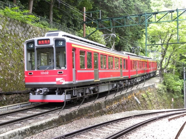 【1】車輪の力と技術で走り切る強者！ "日本一の"急勾配「箱根登山鉄道」