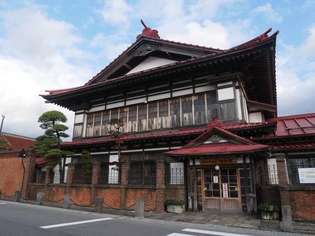 津軽の地にあっては桁違いの豪邸だった津島邸。