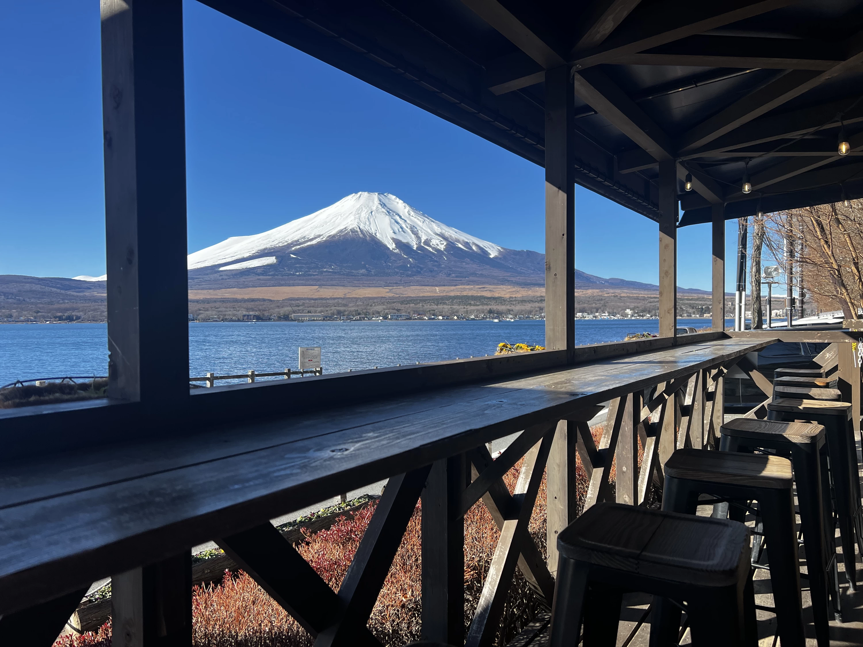 山梨・山中湖へ　富士山や石割神社・グルメを満喫する女子旅