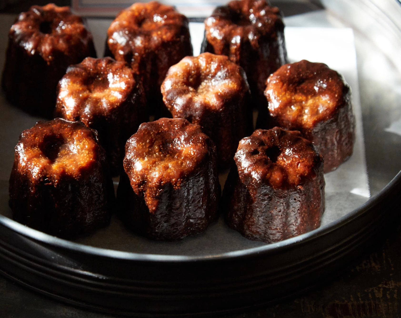 表参道でスイーツ巡り旅!ふわふわドーナツや半熟カヌレに感動