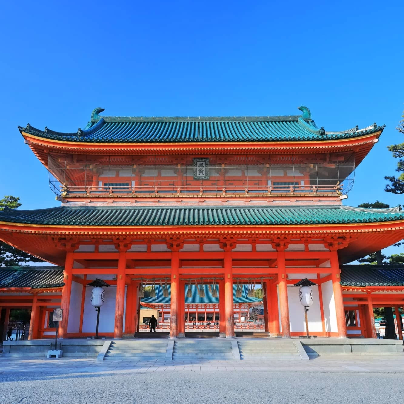 京都・日帰りで行く女一人旅　寺社めぐりとカフェ散策で心満たす