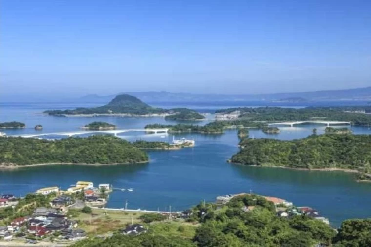熊本・天草の世界遺産「﨑津集落」へ！温泉やグルメ満喫の家族旅｜旅行