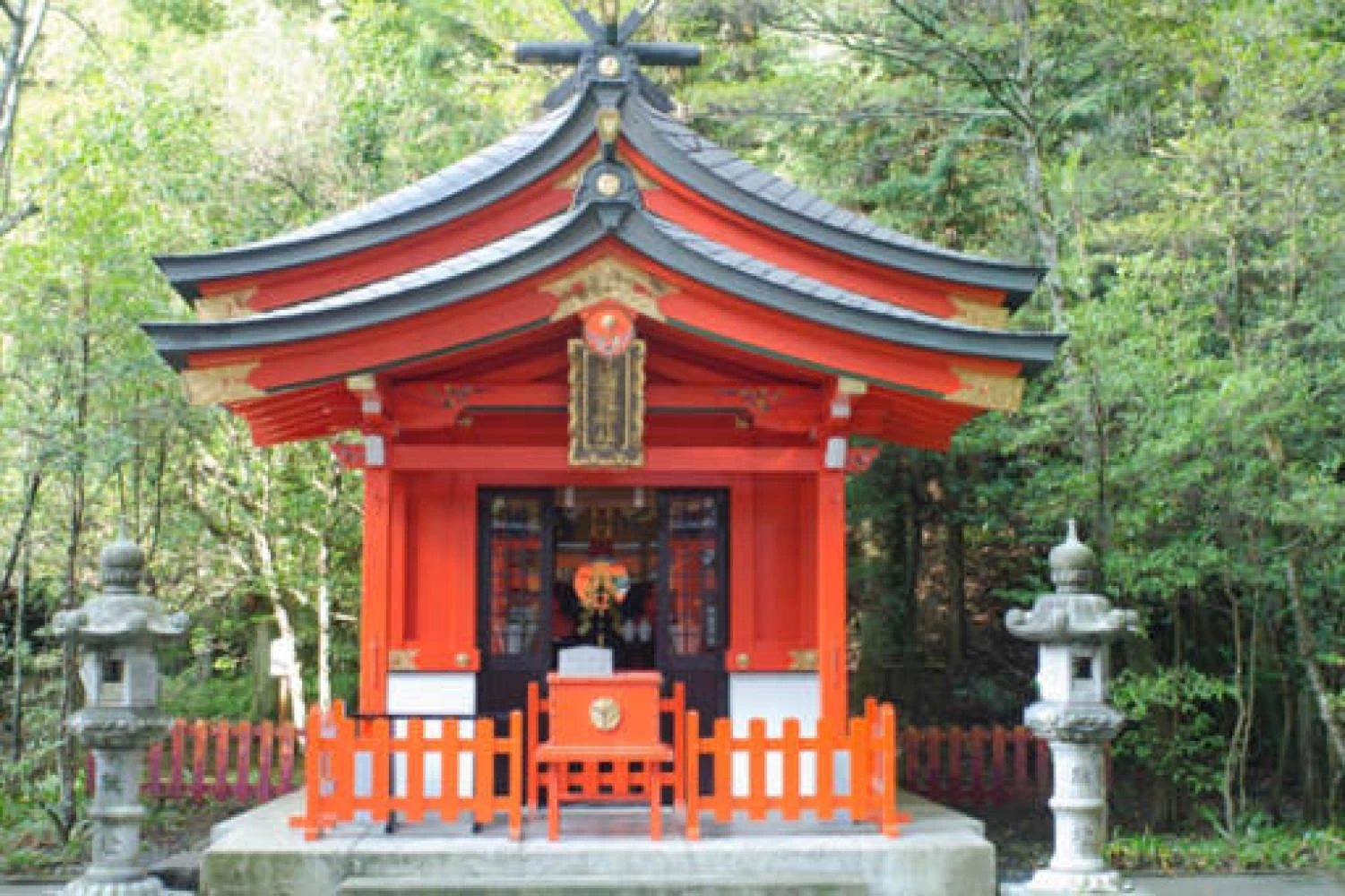 九頭龍神社 本宮
