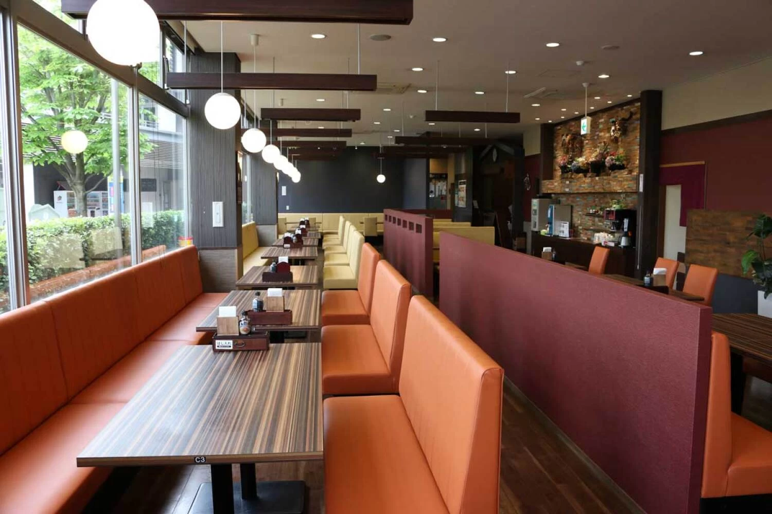 レストラン内観