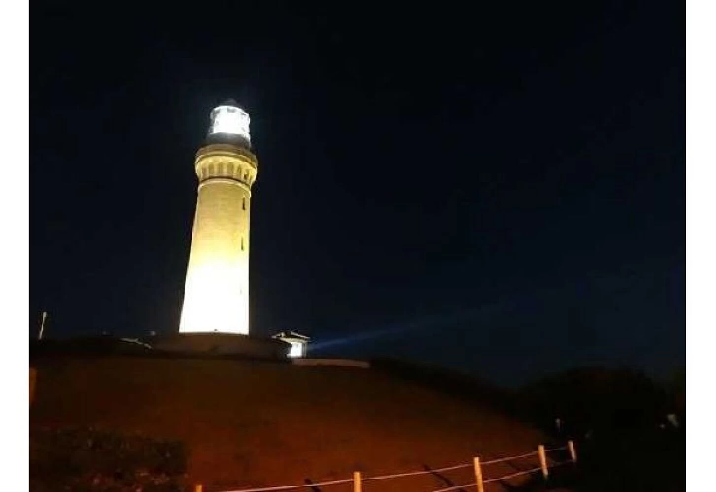 角島灯台の夜の顔