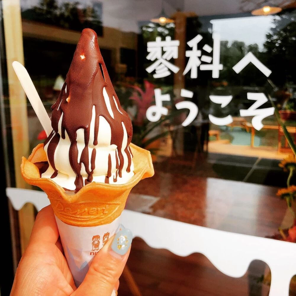 濃厚バニラチョコソースがけ