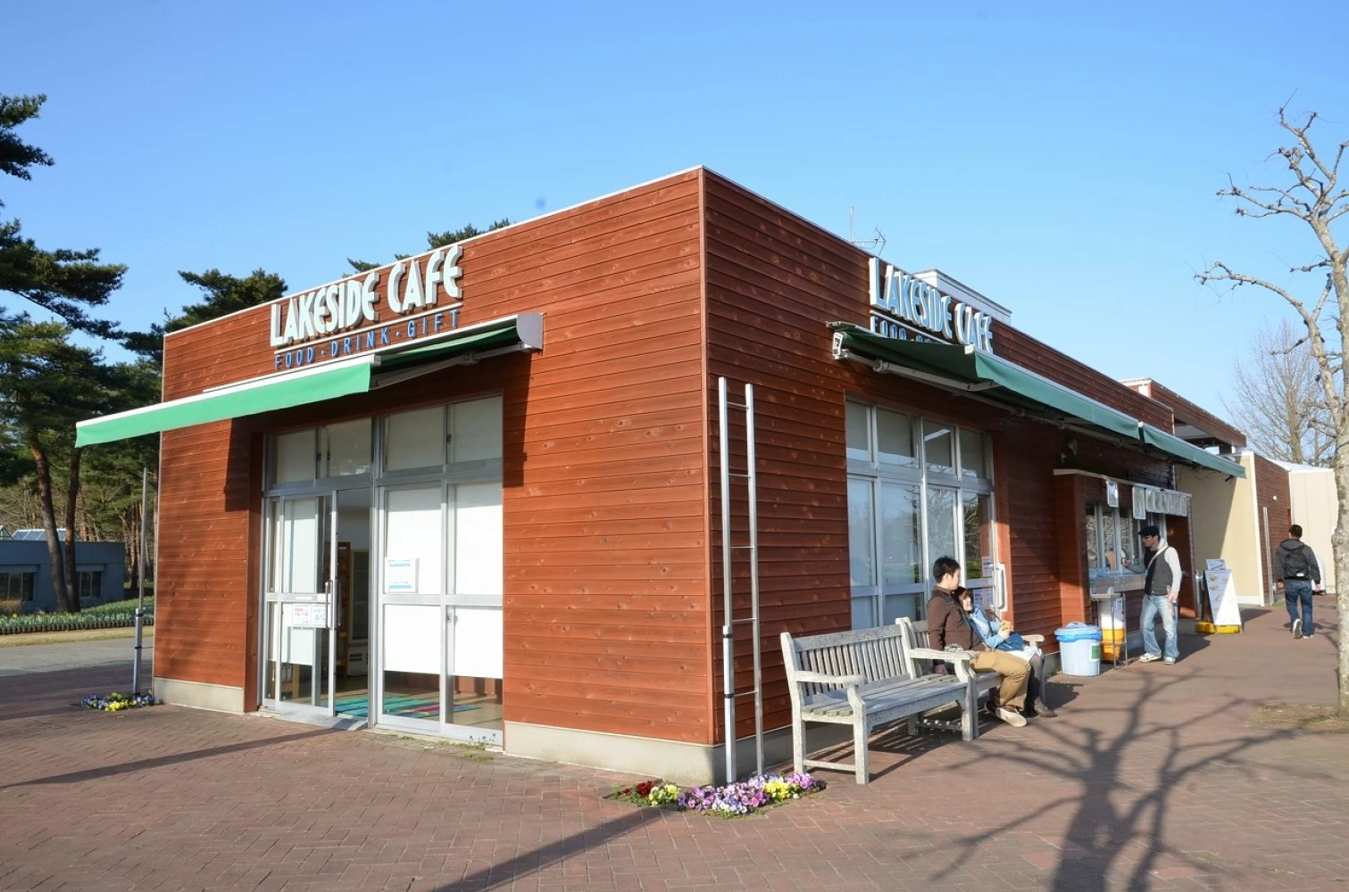 レイクサイドカフェ  画像：国営ひたち海浜公園