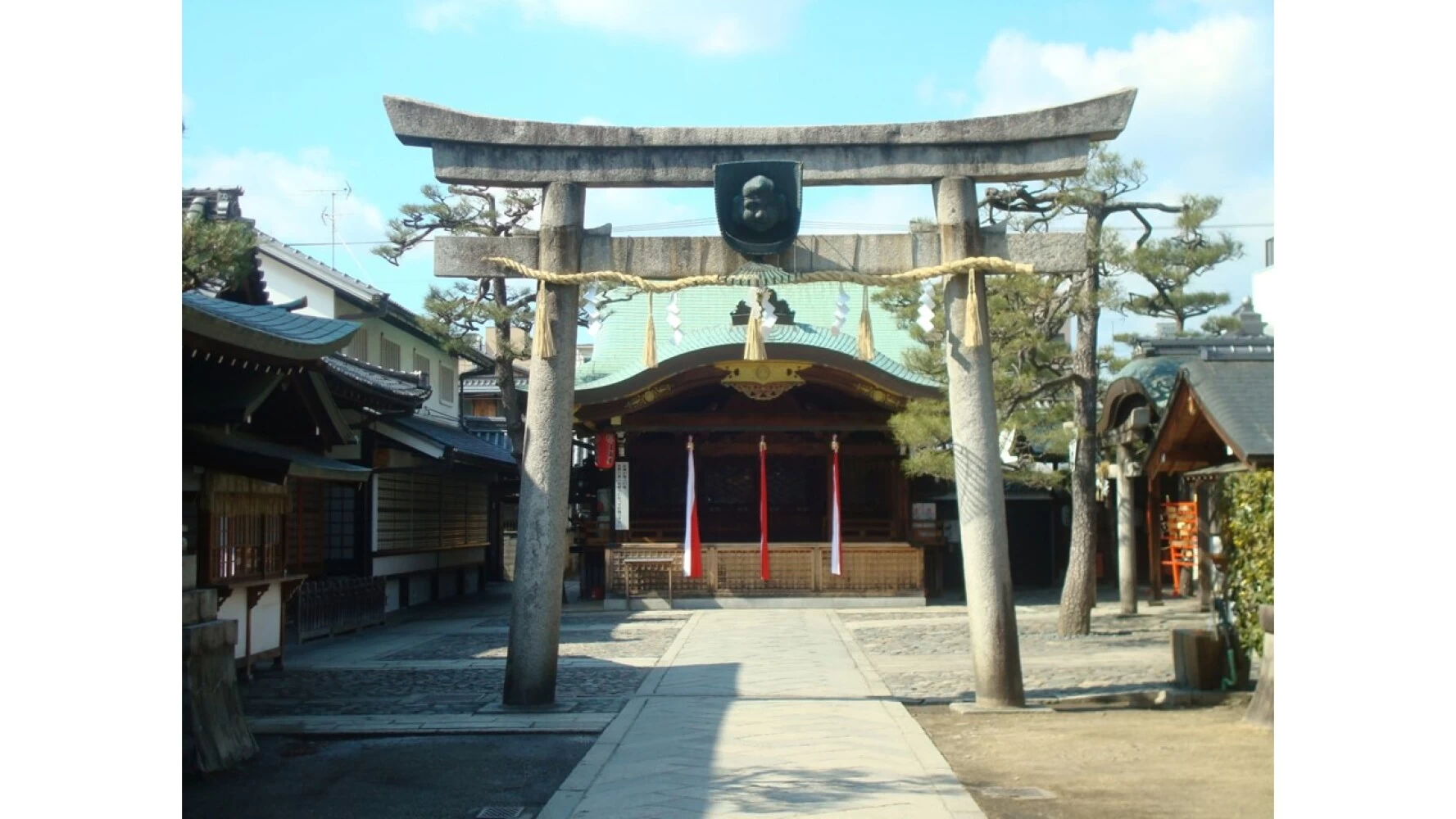 京都ゑびす（恵美須）神社　鳥居