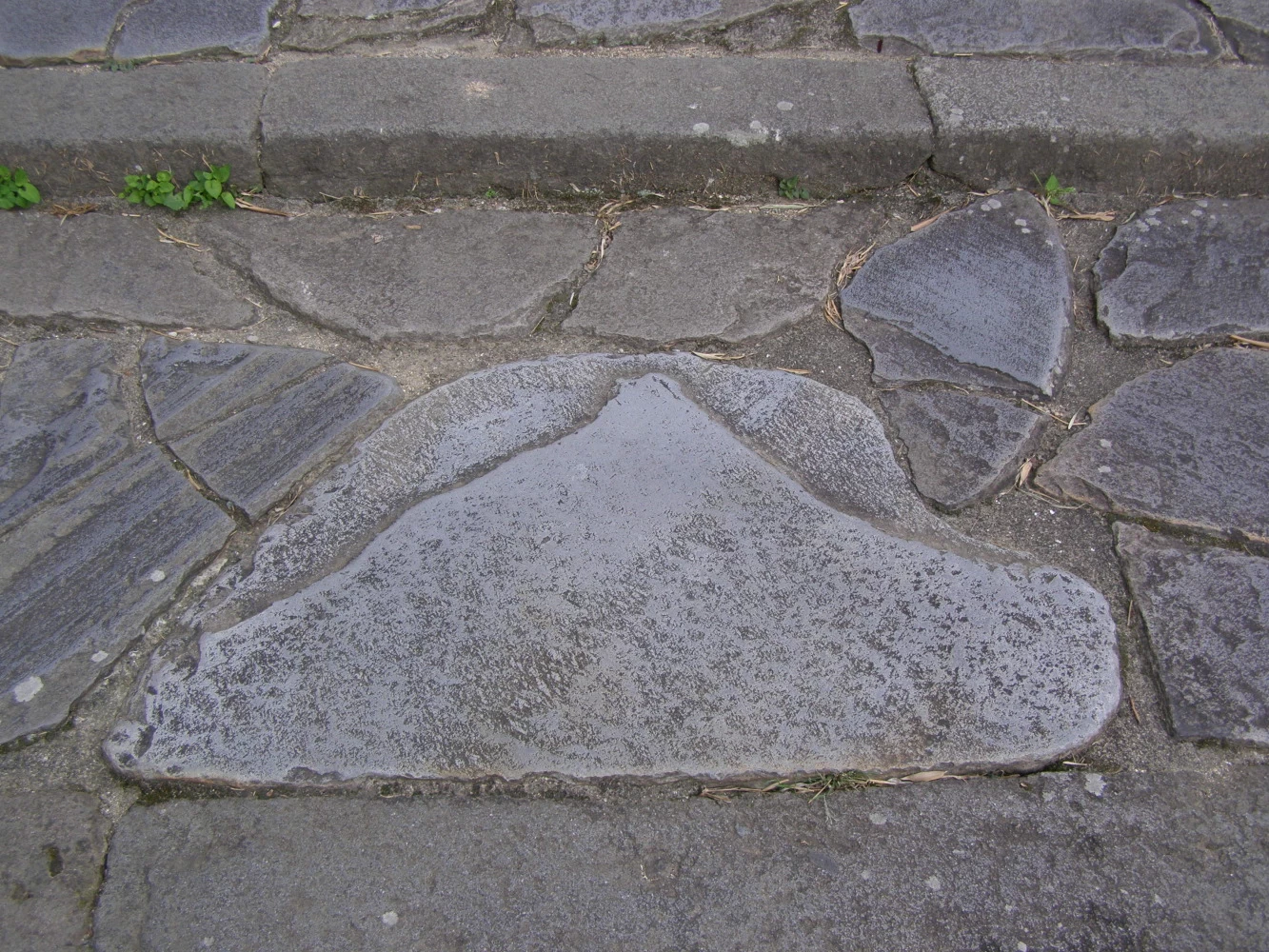 石畳（富士山の姿）