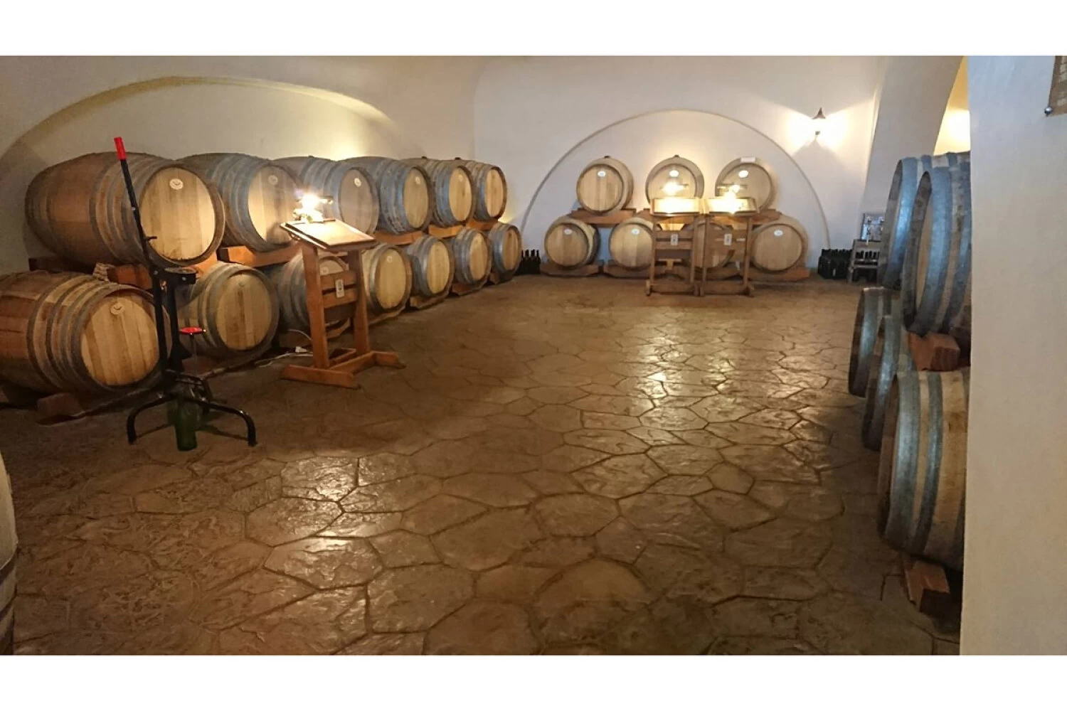 ワイン蔵を再現