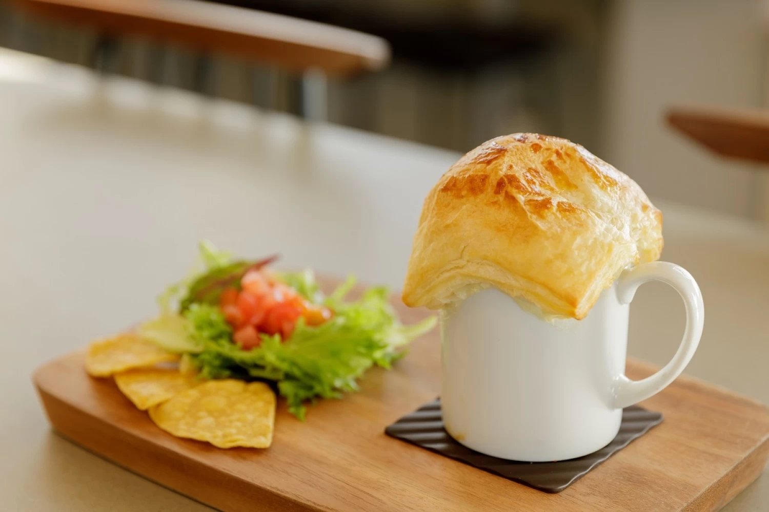 SORA terrace cafe「雲海パイ包みスープ」