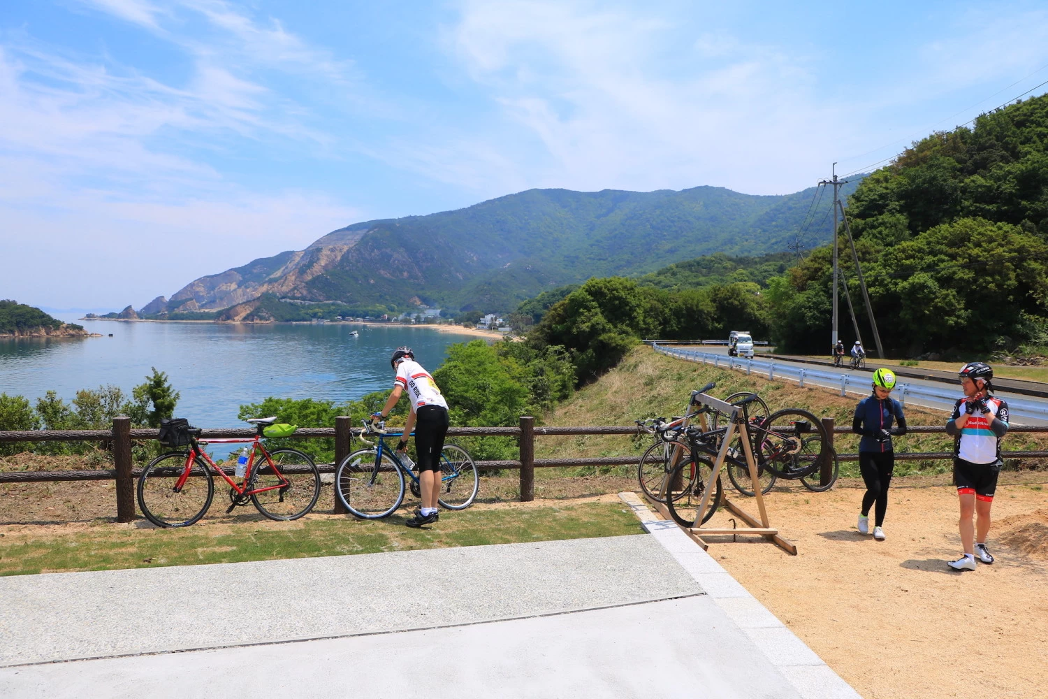 展望台は小豆島を走るサイクリストの憩いの場
