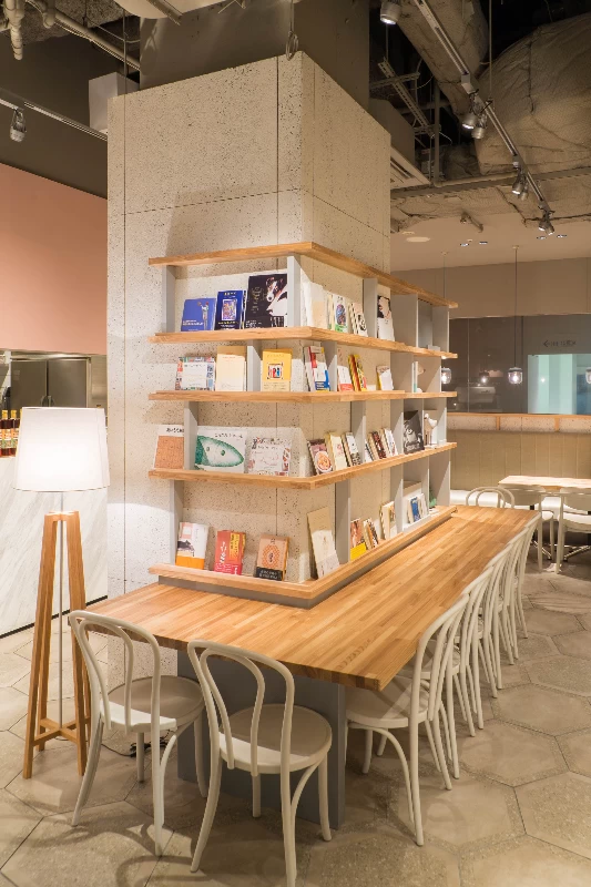 カフェ tables cook & jonathan‘s bookstore　京橋店
