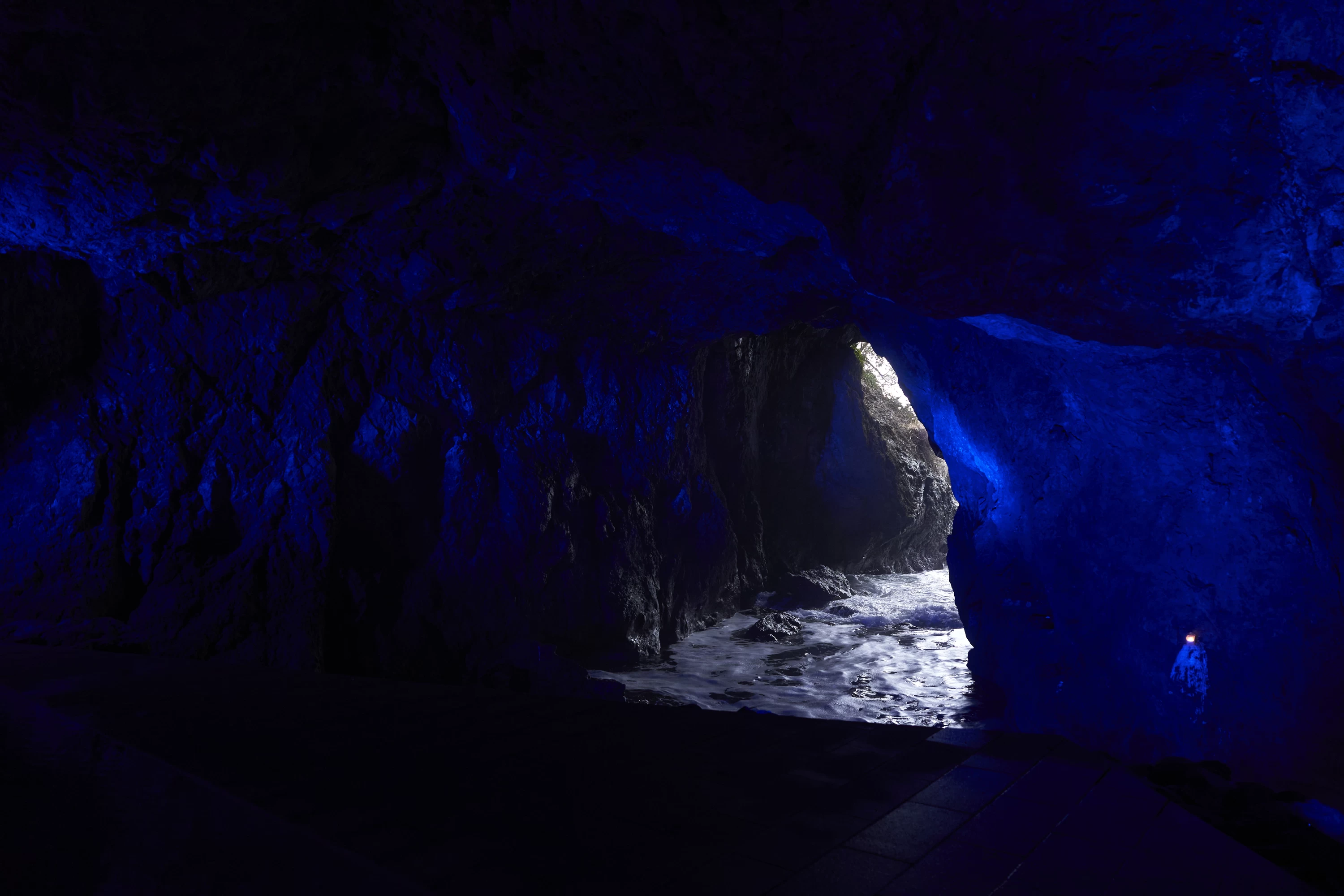 青の洞窟（珠洲岬）