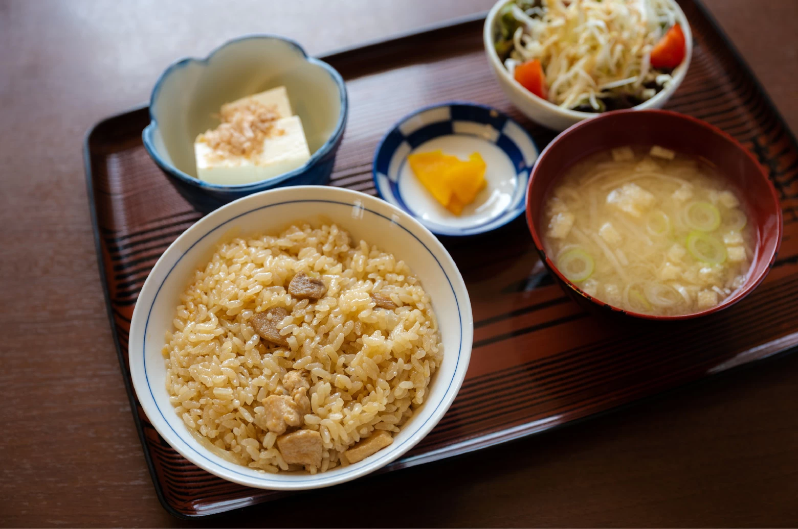 和風ドライブイン しらかば茶屋