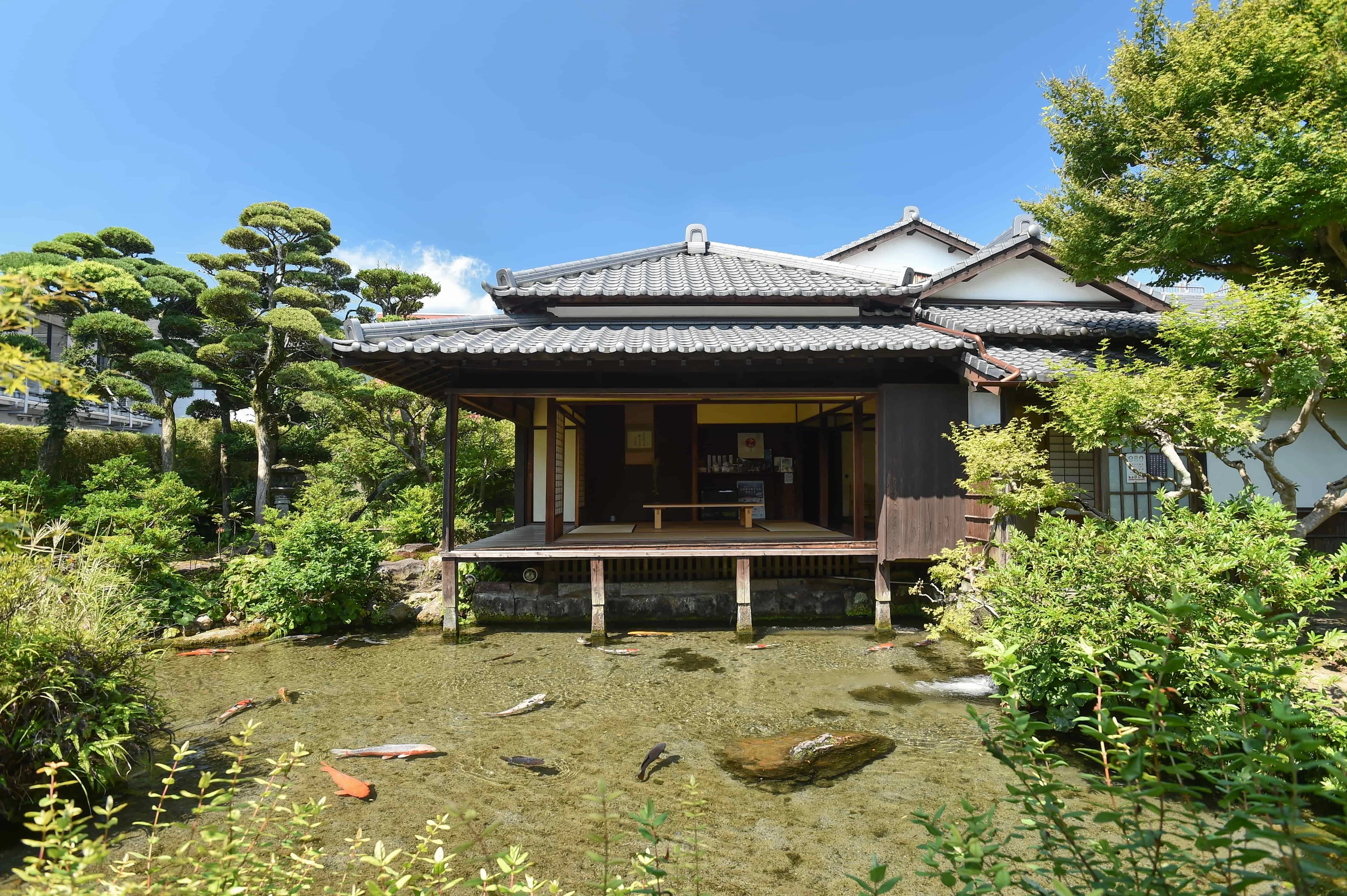 湧水庭園 四明荘(しめいそう)