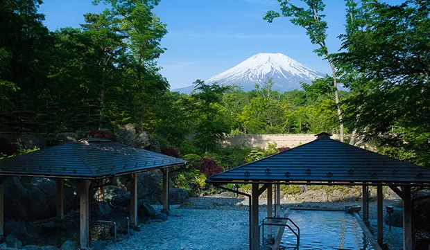 露天風呂からも富士山が
