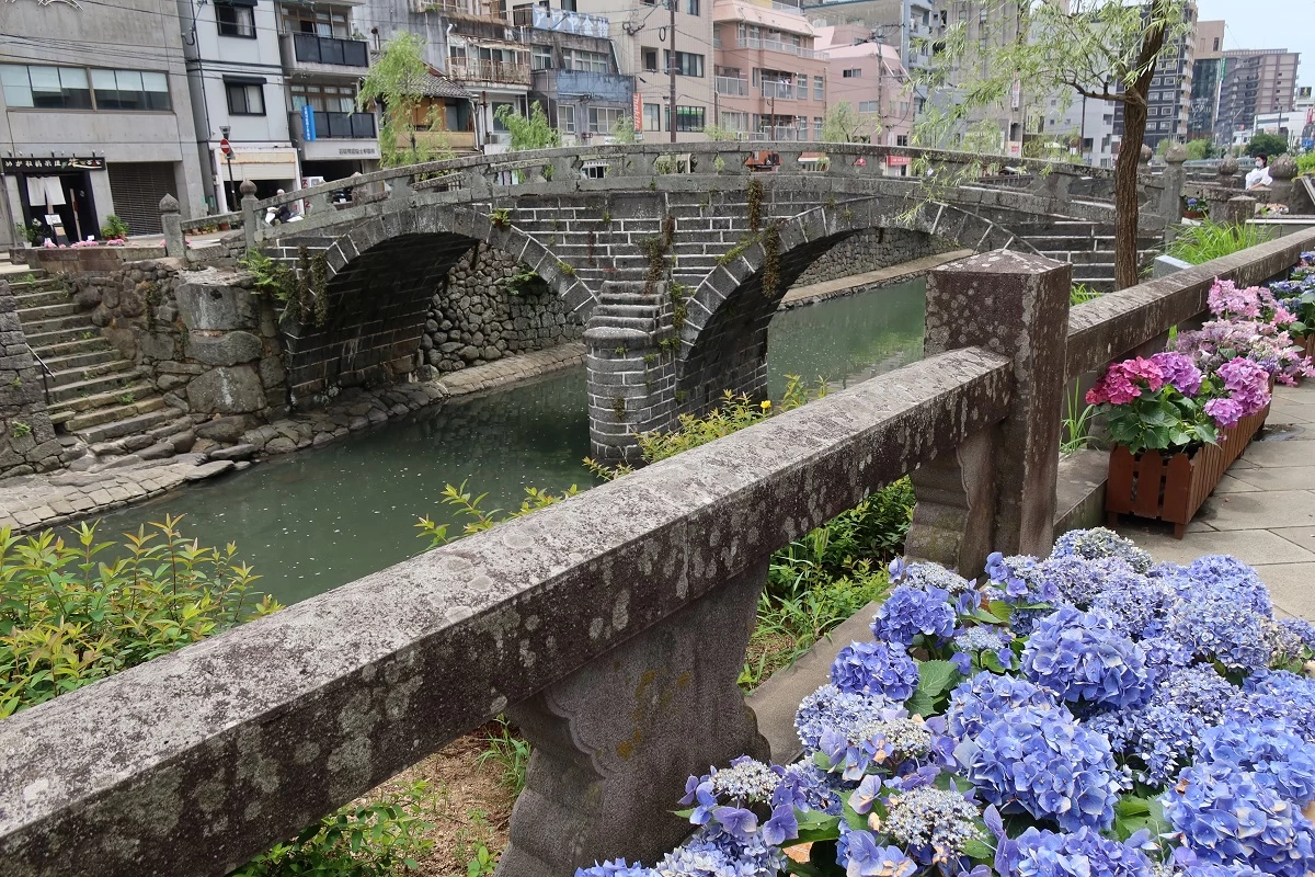 紫陽花と橋