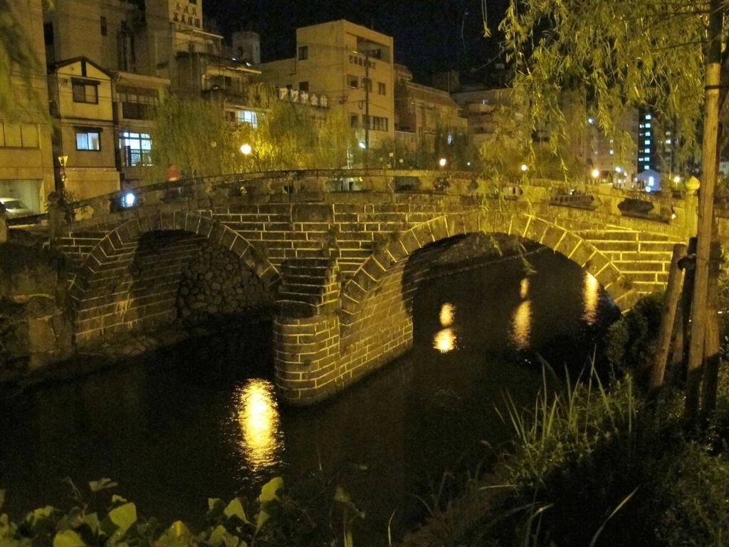 夜の眼鏡橋