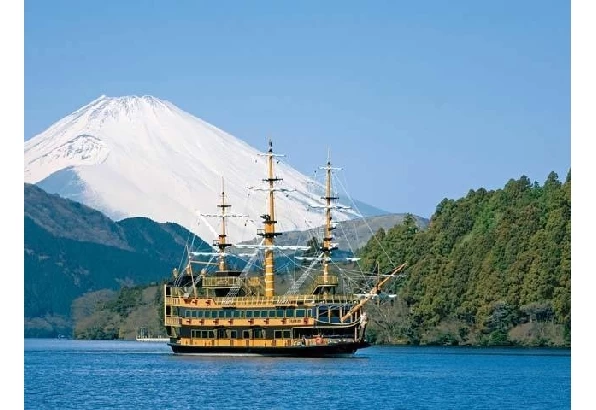 箱根海賊船と富士山