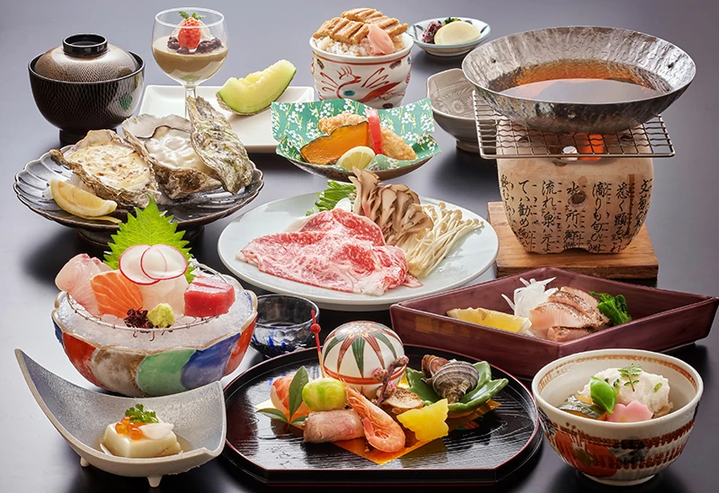 広島名産の牡蠣を満喫する秋冬の会席料理