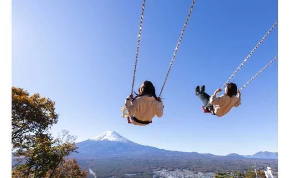 カチカチ山絶景ブランコ