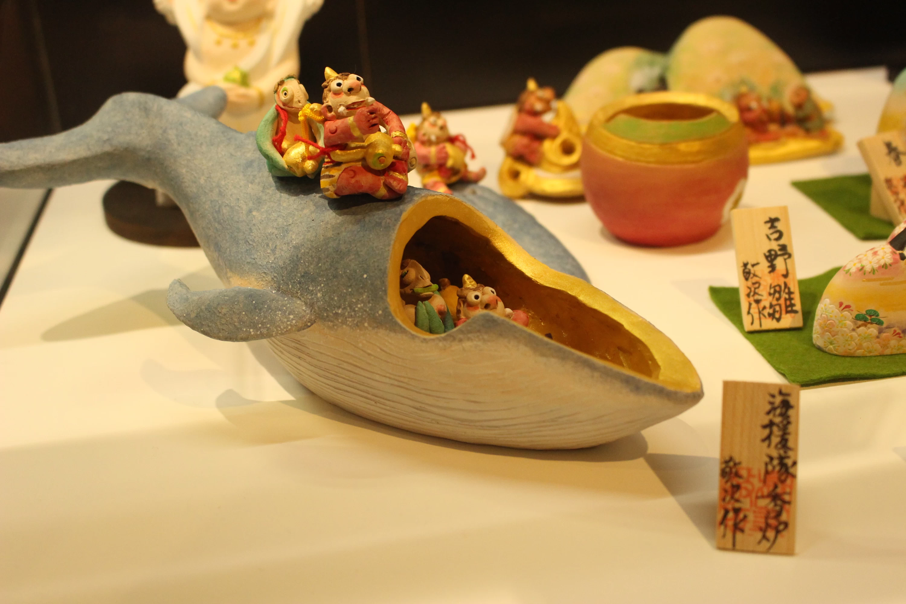 博多の伝統工芸品を展示
