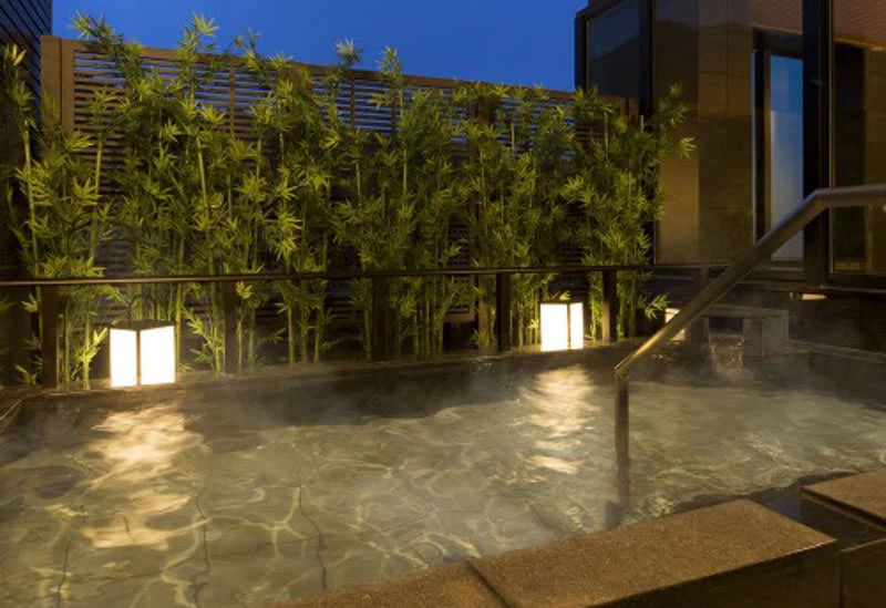 7階にある展望露天風呂付浴場