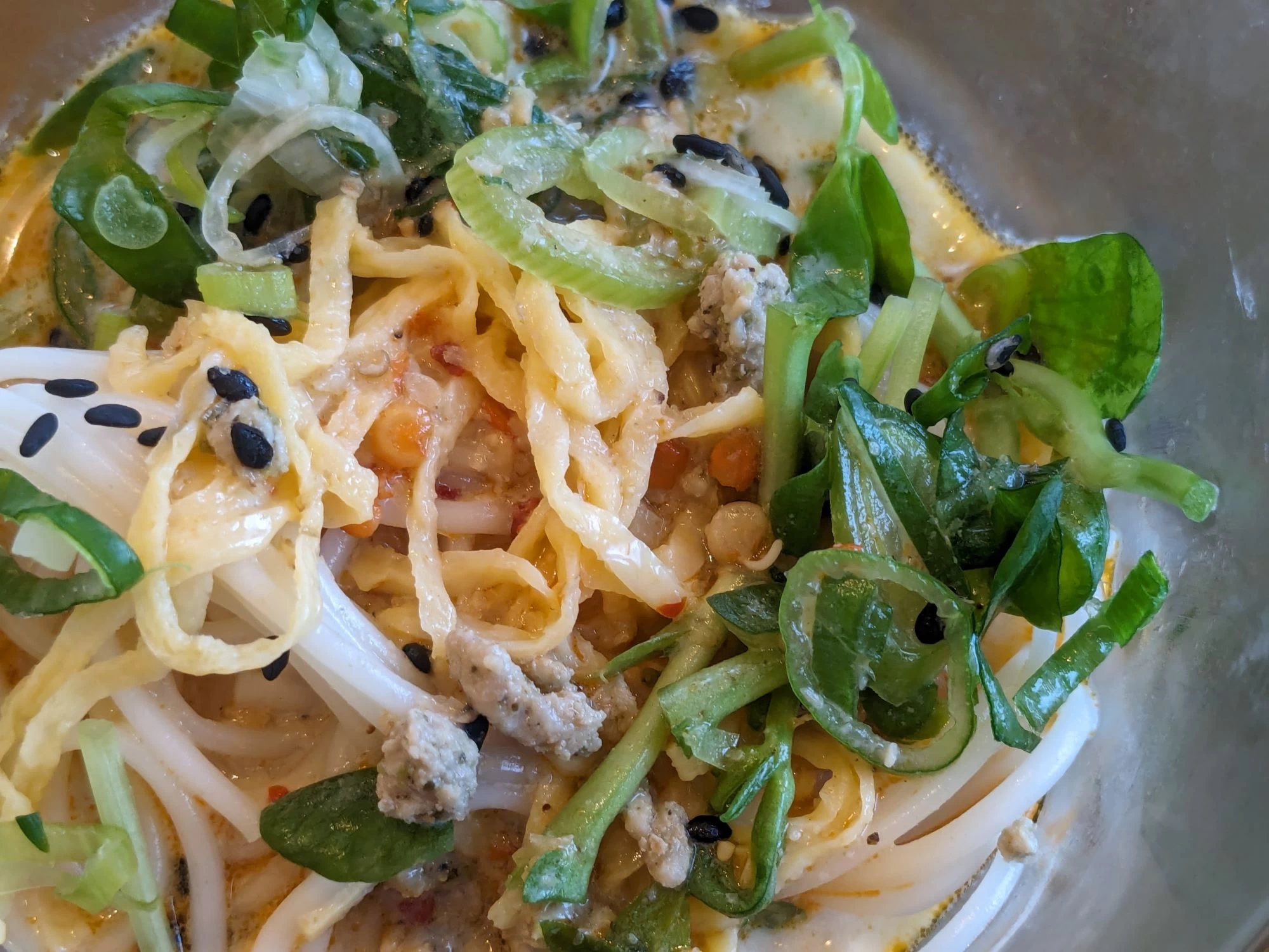 三輪そうめんの担々麺